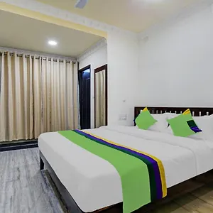 Treebo Jheel Mahal Hotel