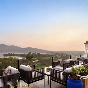 4* Hotel The Sierra - By The