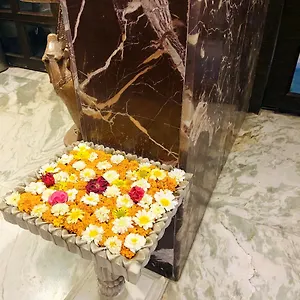3* Отель Meenakshi - Family Preffered