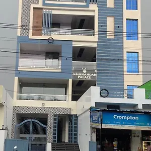 Abhinandan Palace Hotel