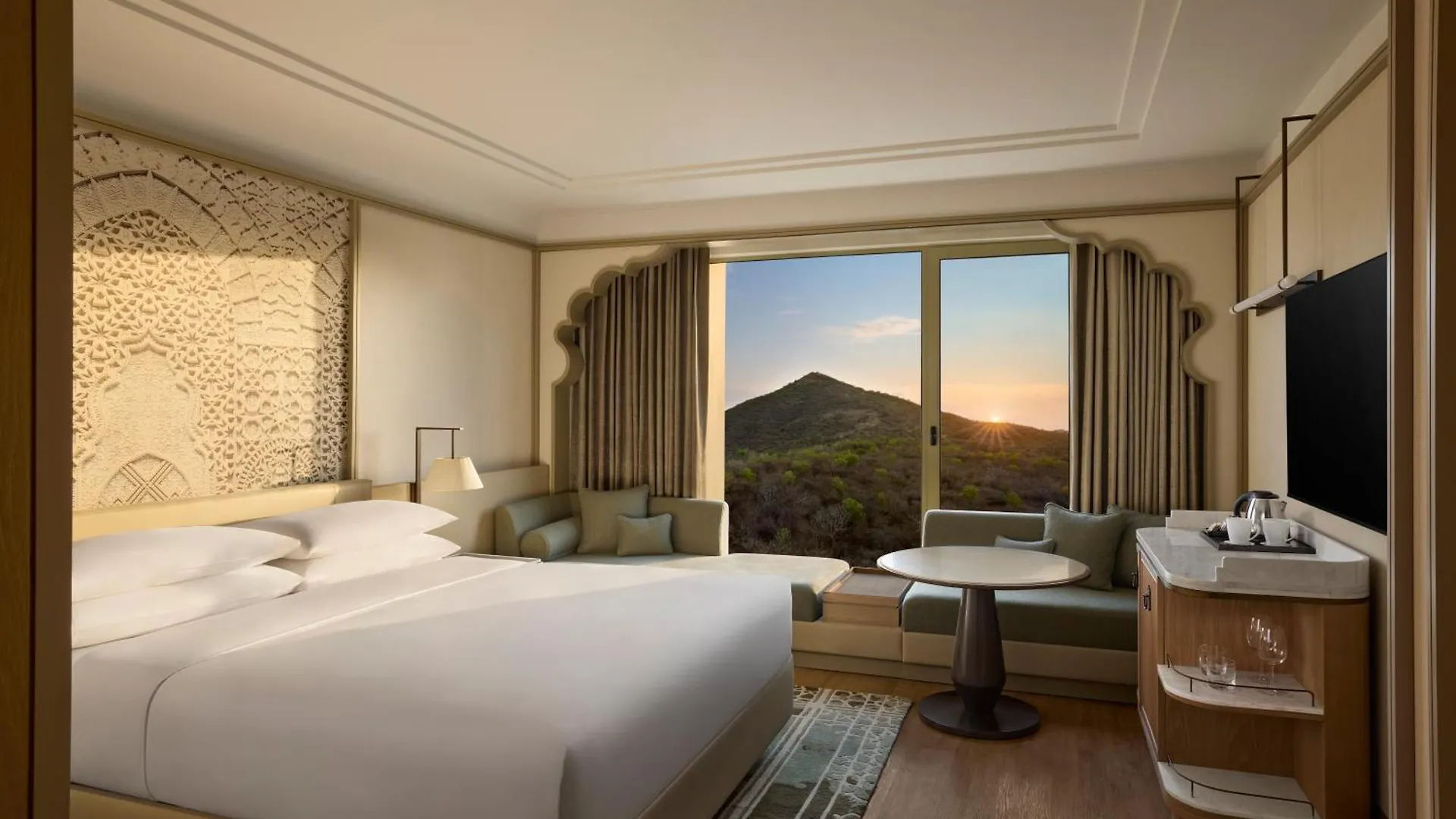 Udaipur Marriott Hotel